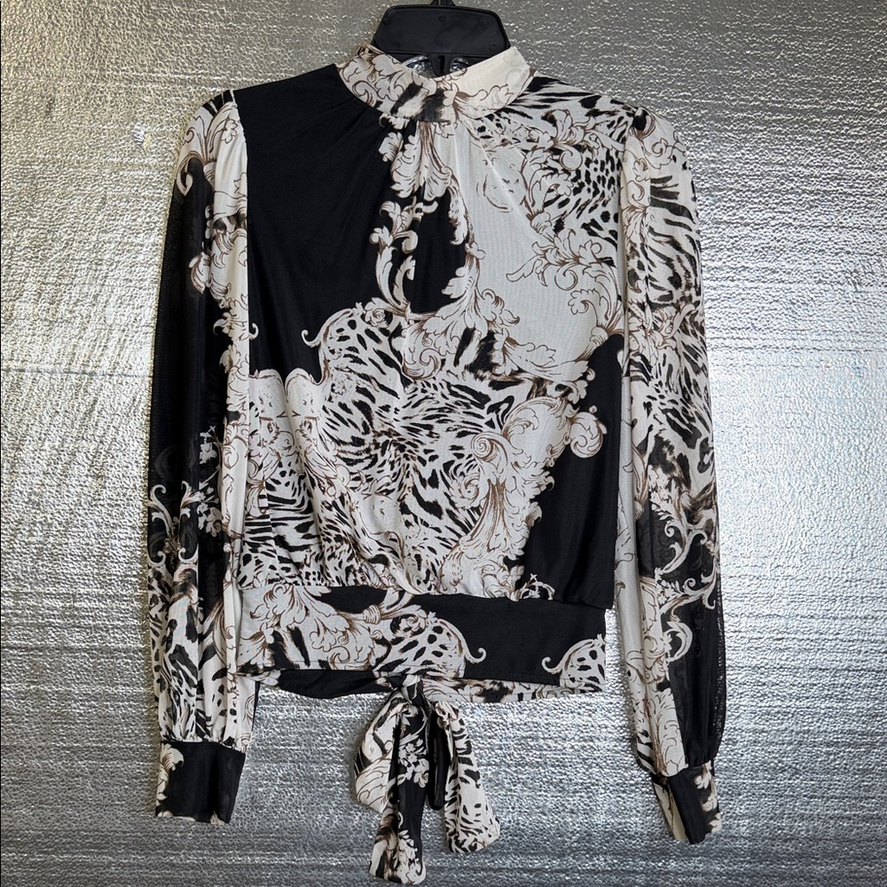 Chic Monochrome Women's Blouse with Tie Detail
